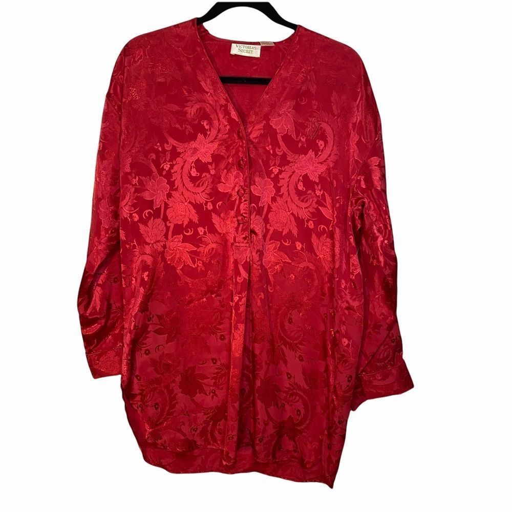 Vintage Victoria’s Secret Gold Tag Silky Nightie Shirt Dress Sleepshirt in Red-M